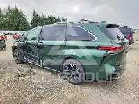 2025 Toyota SIENNA фото