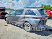 2025 Toyota SIENNA photo