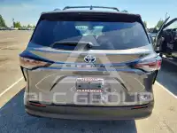 2025 Toyota SIENNA photo