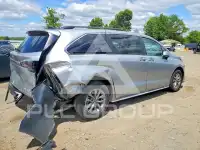 2025 Toyota SIENNA фото