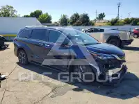 2025 Toyota SIENNA фото