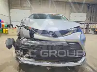 2025 Toyota SIENNA фото