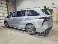 2025 Toyota SIENNA фото