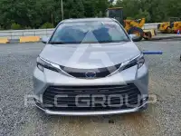 2025 Toyota SIENNA фото