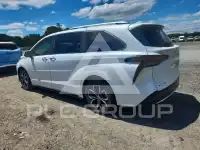 2025 Toyota SIENNA фото