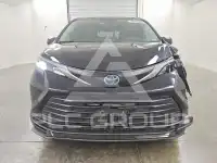 2025 Toyota SIENNA фото