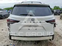 2025 Toyota SIENNA фото