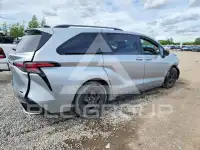 2025 Toyota SIENNA фото