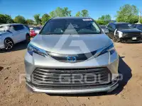 2025 Toyota SIENNA фото