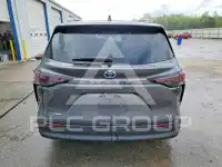 2025 Toyota SIENNA фото