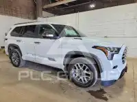 2025 Toyota SEQUOIA фото