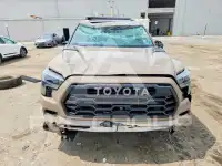 2025 Toyota SEQUOIA фото