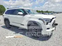 2025 Toyota SEQUOIA photo