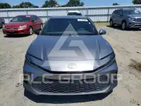 2025 Toyota CAMRY фото