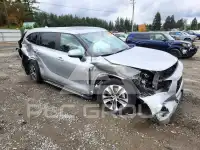 2025 Toyota Highlander photo