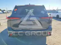 2025 Toyota Highlander photo