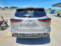 2025 Toyota Highlander photo