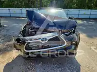 2025 Toyota Highlander photo
