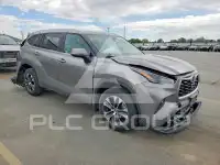 2025 Toyota Highlander photo