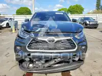 2025 Toyota Highlander фото