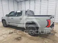 2025 Toyota TUNDRA фото