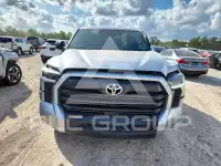 2025 Toyota TUNDRA фото