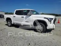 2025 Toyota TUNDRA фото