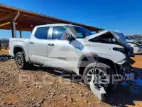 2025 Toyota TUNDRA фото