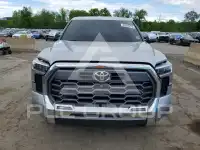 2025 Toyota TUNDRA фото