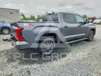 2025 Toyota TUNDRA фото