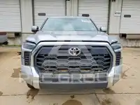 2025 Toyota TUNDRA фото