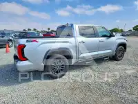 2025 Toyota TUNDRA фото