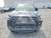 2025 Toyota TUNDRA фото