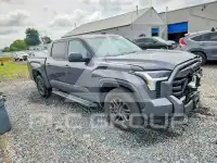 2025 Toyota TUNDRA фото
