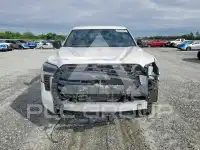2025 Toyota TUNDRA фото