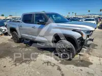 2025 Toyota TUNDRA фото