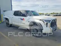 2025 Toyota TUNDRA фото