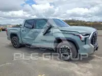 2025 Toyota TUNDRA фото