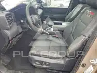 2025 Toyota TUNDRA фото