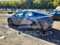 2025 Toyota PRIUS фото