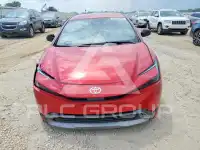2025 Toyota PRIUS фото