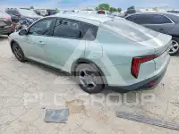 2025 KIA  фото