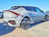 2025 KIA  фото