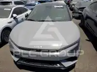 2025 KIA  фото