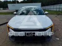 2025 KIA  фото