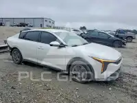 2025 KIA  фото