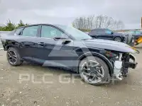 2025 KIA  фото
