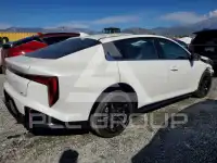 2025 KIA K4 фото