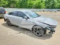 2025 KIA K5 фото