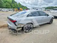 2025 KIA K5 фото